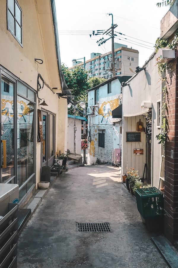8 Cool Neighborhoods in Seoul You Should Visit